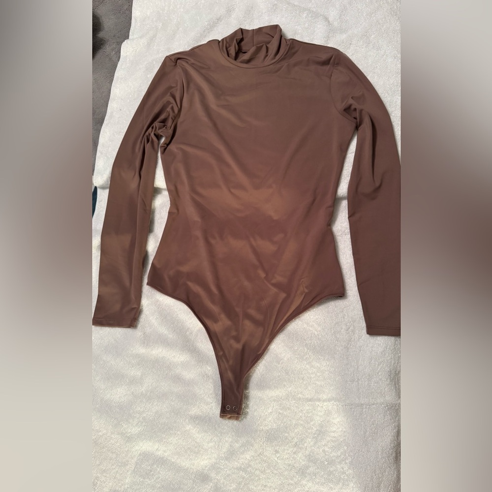 Abercrombie & Fitch Cocoa Brown Long Sleeve Bodysuit